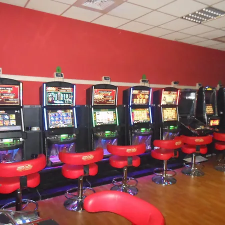 Отель Monterosa 3*